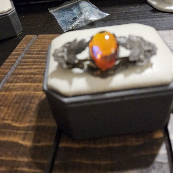 Vintage brooch pins - Picture 2 of 16